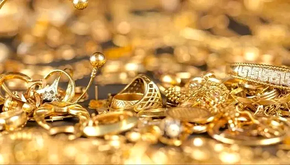 المعدن الأصفر يتحرك من جديد… تطورات درامية في أسعار الذهب بمصر