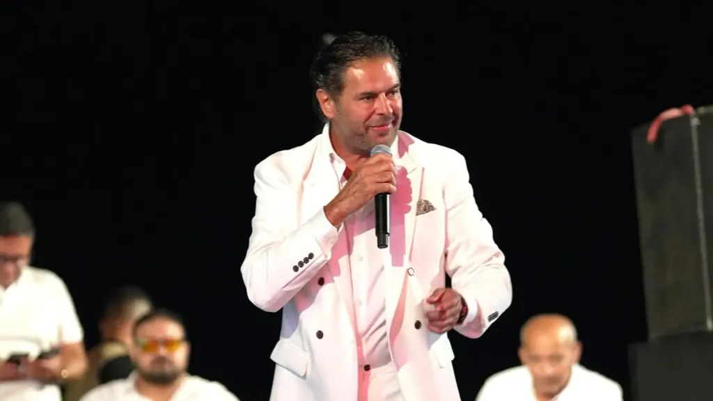 راغب علامة يعود إلى بيروت ليلة رأس السنة.. احتفال استثنائي يختتم عاماً من النجاحات ويُعيد الأمل لقلوب اللبنانيين