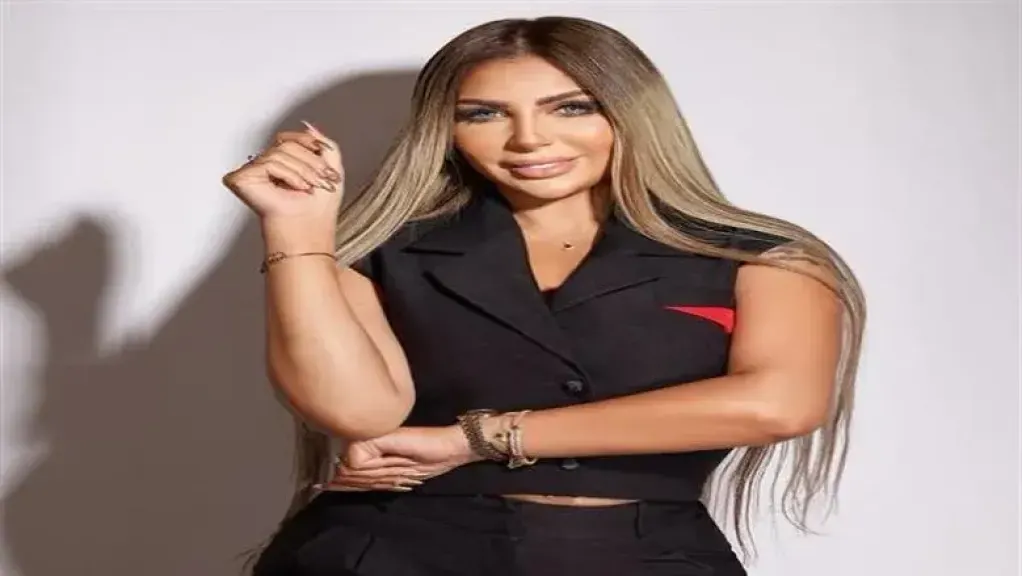 تأجيل محاكمة سارة خليفة و27 متهمًا في قضية تصنيع وتجارة المخدرات