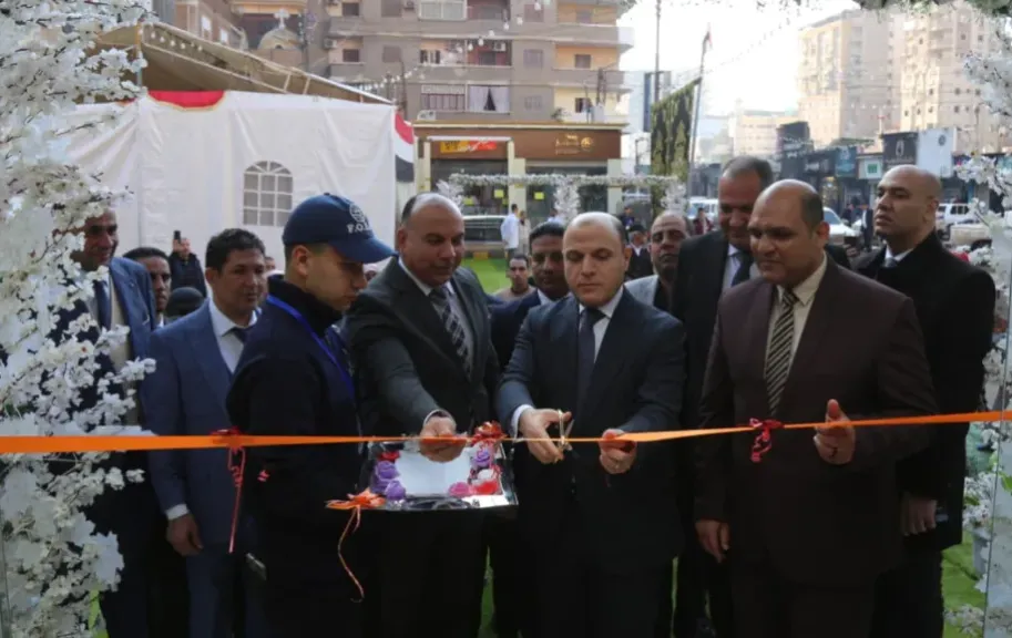 محافظ كفرالشيخ يفتتح منفذ «مستقبل مصر» الجديد بدسوق.. خطوة لتعزيز الأمن الغذائي وتخفيف الأعباء عن المواطنين