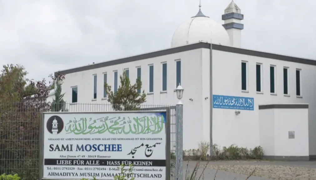 اعتداء يستهدف مسجدين في هانوفر.. تصاعد الإسلاموفوبيا يثير قلق الجاليات المسلمة في ألمانيا