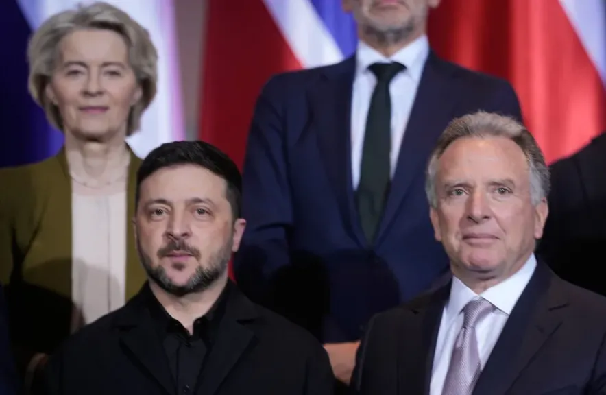 مسؤولون أمريكيون: تسوية 90% من الخلافات حول اتفاق سلام في أوكرانيا… هل تقترب الحرب من نهايتها؟