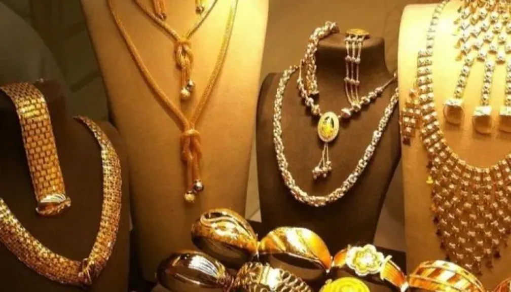 أسعار الذهب في مصر اليوم الثلاثاء 16 ديسمبر 2025.. تراجع طفيف مع خسائر المعدن عالميًا وترقب بيانات أمريكية حاسمة