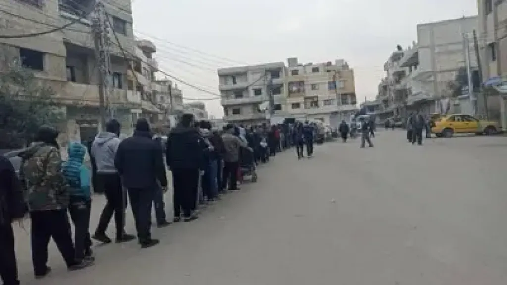 انفجار داخل مسجد في حي ذي غالبية علوية بمدينة حمص وسط سوريا.. قتلى وجرحى وتحقيقات عاجلة