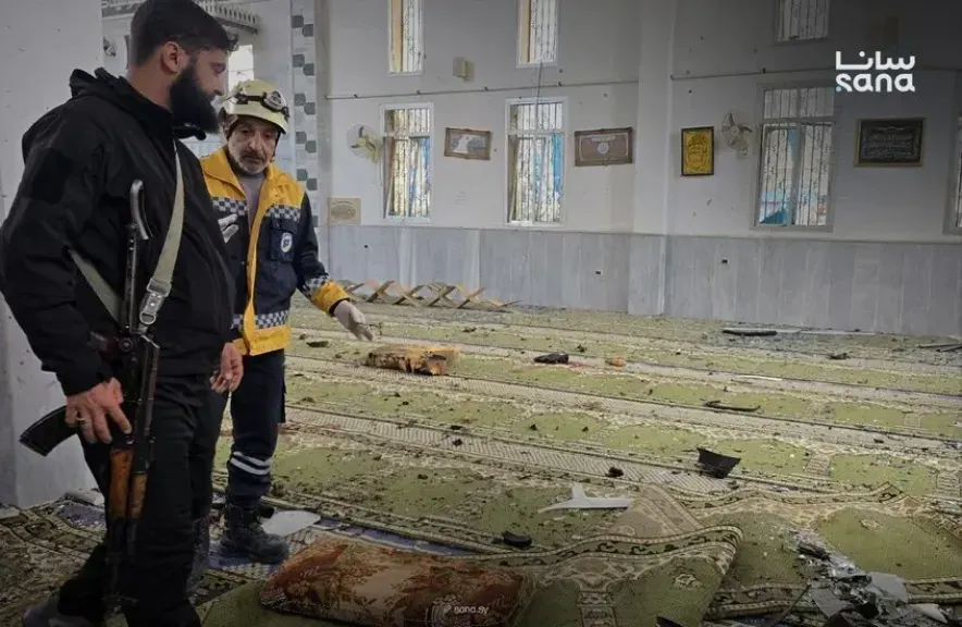 انفجار داخل مسجد بحي وادي الذهب في حمص أثناء صلاة الجمعة.. مقتل 5 وإصابة العشرات في حصيلة أولية