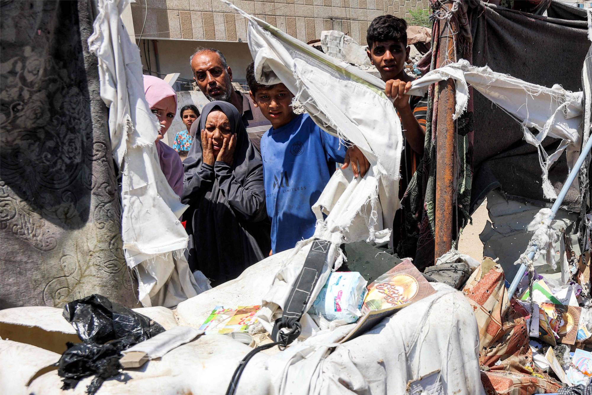 الإيجارات في غزة... رحلة شقاء جديدة يخوضها النازحون تحت القصف