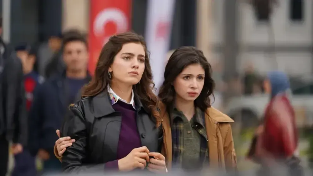 شاهد مسلسل هذا البحر سوف يفيض الحلقة 17.. تطورات صادمة وقرار زواج يقلب الموازين