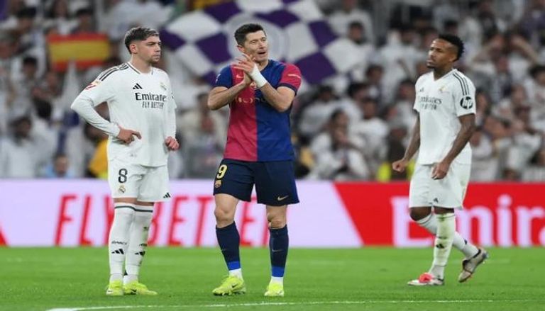 ريال مدريد وبرشلونة 