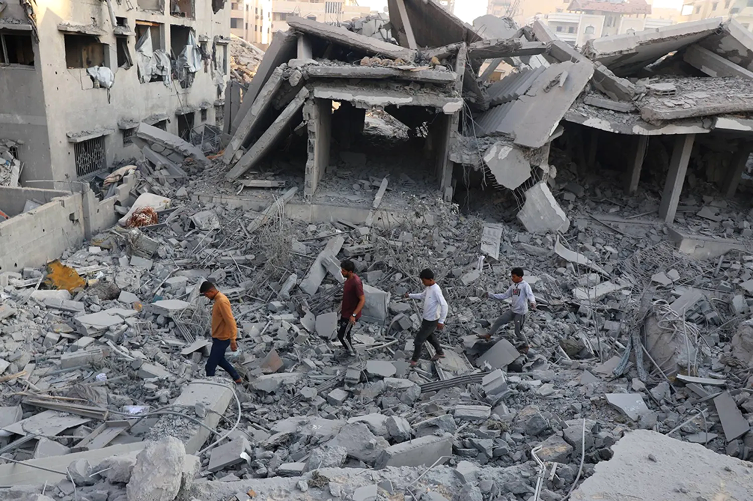 تقرير: أميركا تُجري محادثات مع مجموعة من الدول لإنشاء قوة دولية للانتشار في  غزة