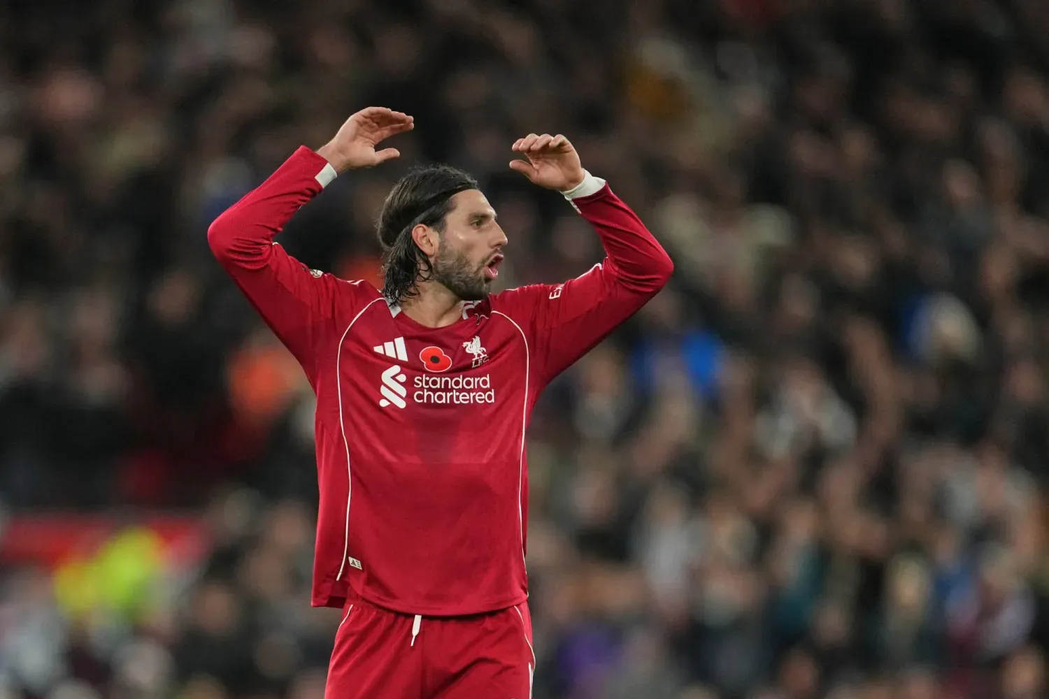 ثقة رغم العاصفة: سوبوسلاي يتعهد بتجاوز أسبوعه الأسود في ليفربول ويؤكد: "سأسجل الركلة القادمة"