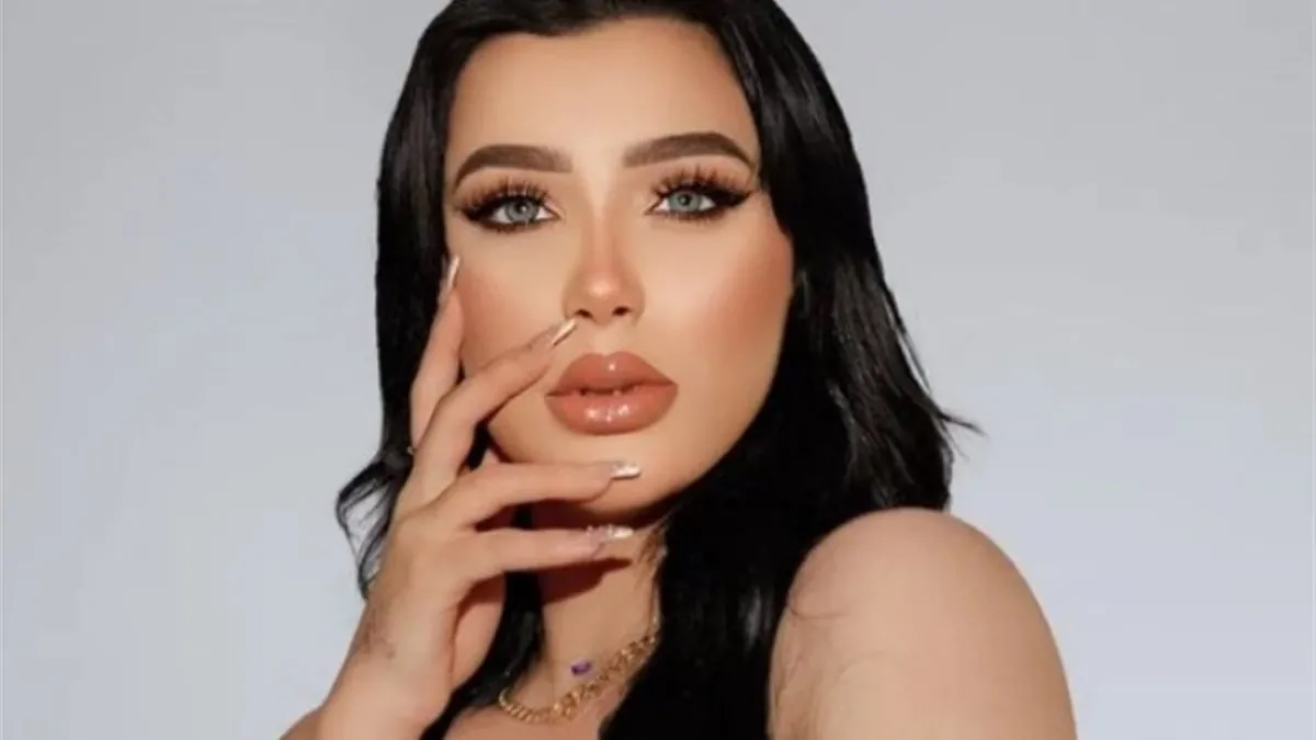 حكاية الدكتورة الراقصة شروق قاسم مفجرة الجدل طبيبة صباحًا وراقصة ليلًا من البالطو الأبيض إلى أضواء الكباريه | صوت المسيحي الحر