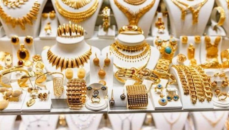 مشغولات ذهبية - أرشيفية