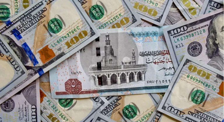 الدولار الأمريكي مقابل الجنيه المصري