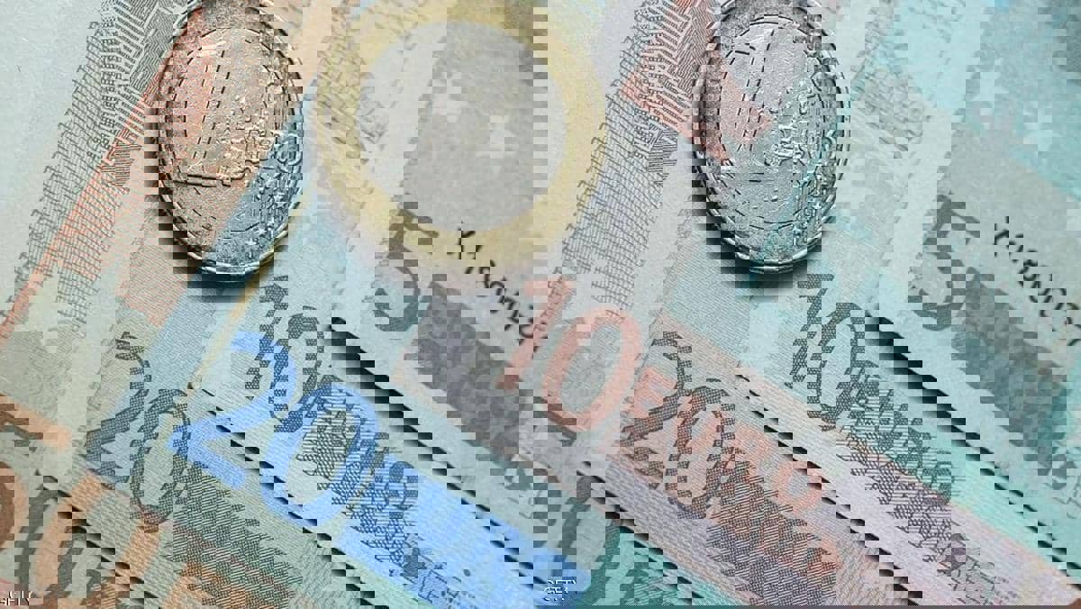 تراجع العملة الأوروبية.. سعر اليورو اليوم الخميس 8 يناير 2026  في البنوك