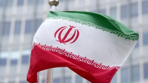 إيران تحذر من هجوم أمريكي محتمل وتتوعد بالرد على القواعد والمصالح الأمريكية