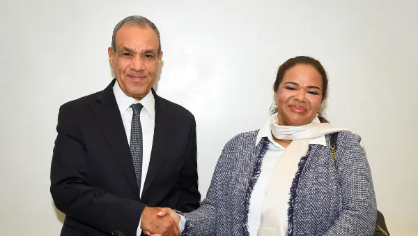 مصر والكونغو الديمقراطية تبحثان تعزيز التعاون الثنائي وقضايا الأمن المائي
