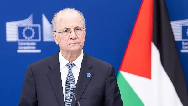رئيس الوزراء الفلسطيني يبحث مع رئيس أذربيجان تطورات الأوضاع في غزة والضفة الغربية وتعزيز التعاون المشترك
