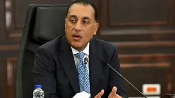 استثمارات واكتشافات ومشروعات جديدة.. تفاصيل خطة البترول لتنمية صعيد مصر