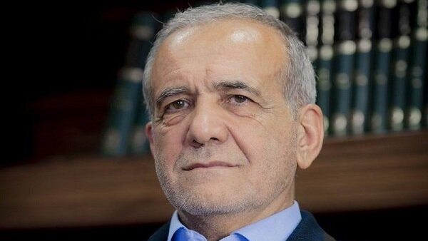الرئيس الإيراني: نسعى إلى التنفيذ الكامل لمذكرة التفاهم مع الولايات المتحدة وفق القانون الدولي