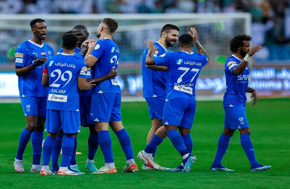 تشكيلة الهلال المتوقعة أمام الرياض.. اسم جديد مرتقب؟