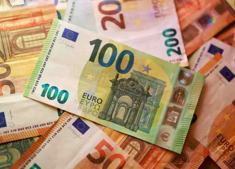سعر اليورو اليوم الثلاثاء 13 أكتوبر 2026.. اليورو بكام في البنوك؟