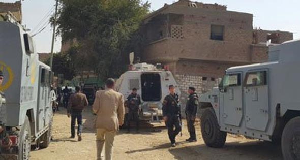 المداهمات الأمنية مستمرة لتطهير بؤرة « البلابيش» بسوهاج - الأهرام اليومي