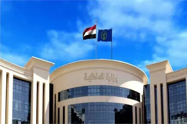 ضبط مطبعة بدون ترخيص بحوزتها 17 ألف مطبوع تجاري مخالف في عين شمس
