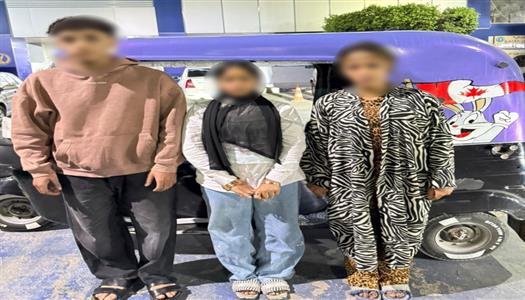 ضبط شاب وفتاتين بسبب تصوير مقطع فيديو بملابس خادشة للحياء داخل توكتوك -  الوطن