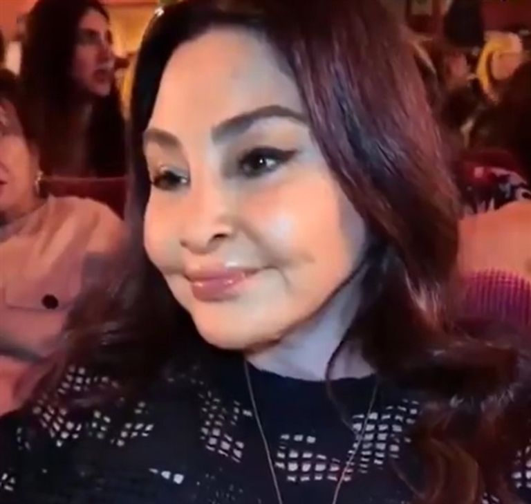 إليسا تلفت الأنظار بتغير في ملامحها