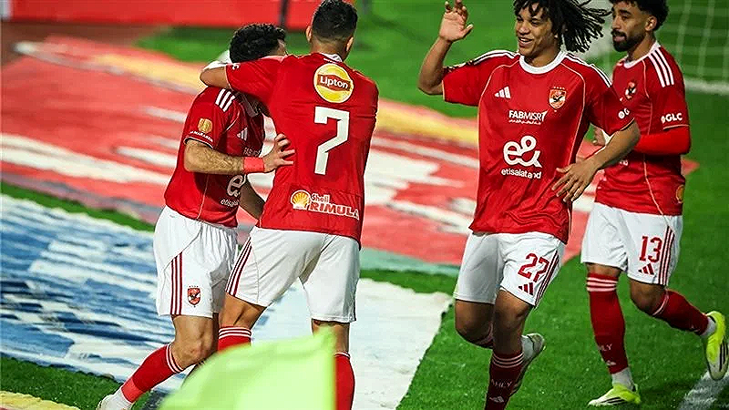 بث مباشر مباراة الأهلي وسموحة اليوم في الدوري المصري.. "توروب" يخطط للانفراد بالصدارة