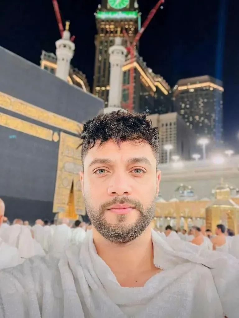المطرب الشاب أحمد عامر