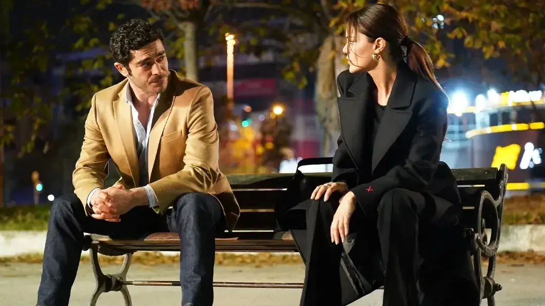 مشاهدة مسلسل المحتالون الحلقة 16 مترجمة.. صراعات القصر تشتعل ومفاجأة "إبراهيم"