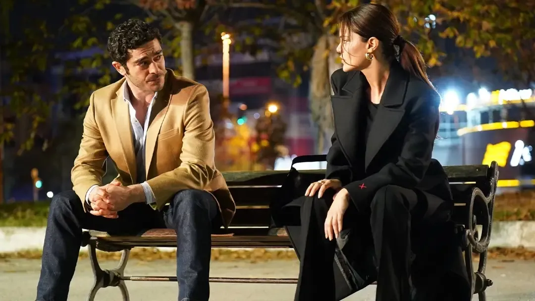 مشاهدة مسلسل المحتالون الحلقة 16 مترجمة.. صراعات القصر تشتعل ومفاجأة "إبراهيم"