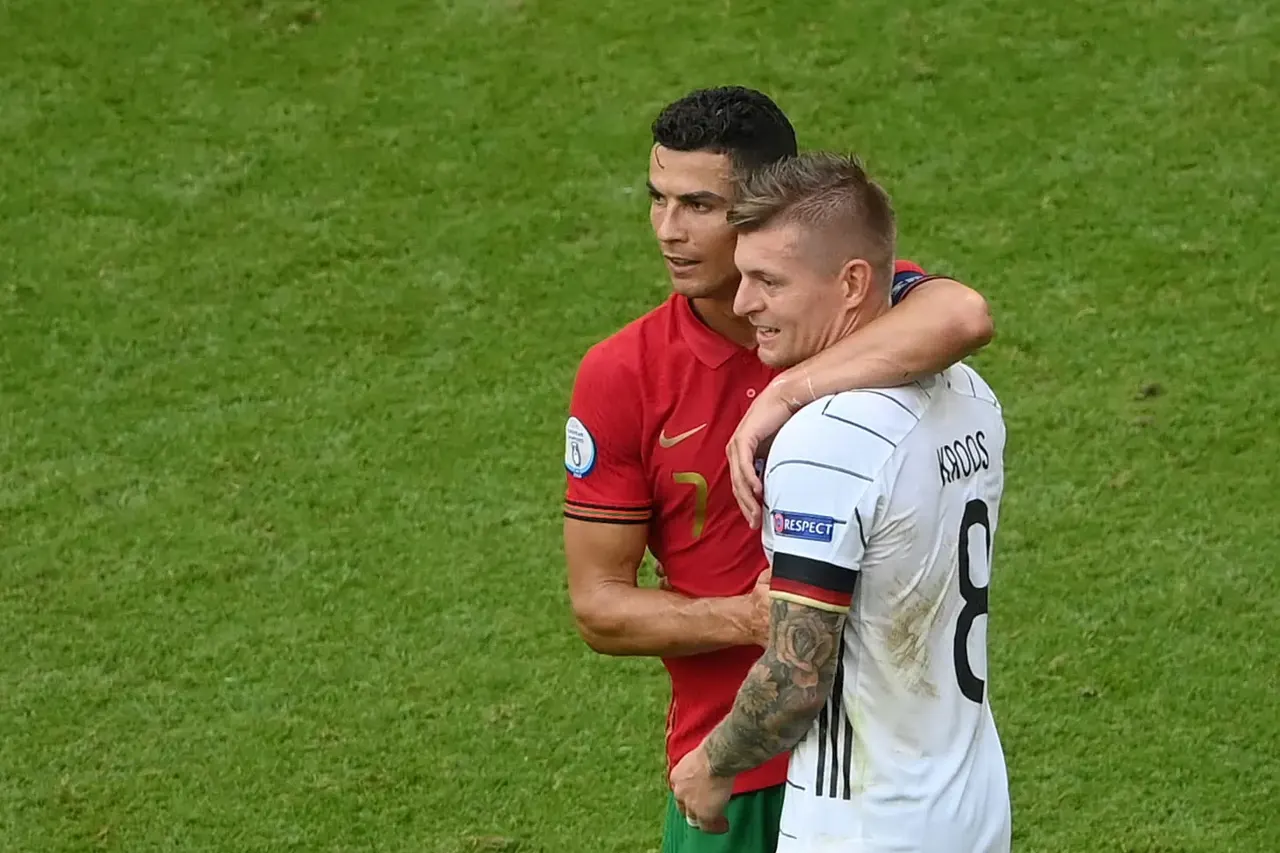 توني كروس يدافع عن رونالدو: تأثيره جعل الدوري السعودي نجماً عالمياً رغم الانتقادات.