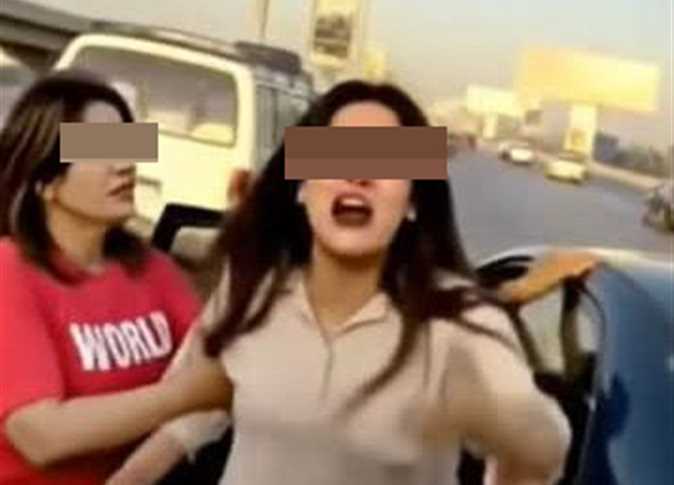 النيابة العامة تأمر بضبط وإحضار متهم خامس في واقعة «سيارة طريق المحور»  (تفاصيل) | المصري اليوم