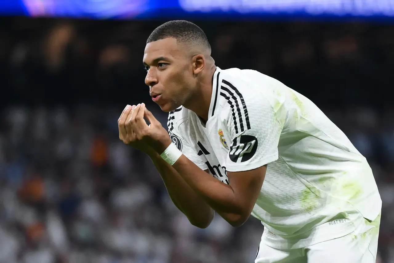 مخاوف في ريال مدريد حول جاهزية كيليان مبابي لدوري الأبطال أمام بنفيكا