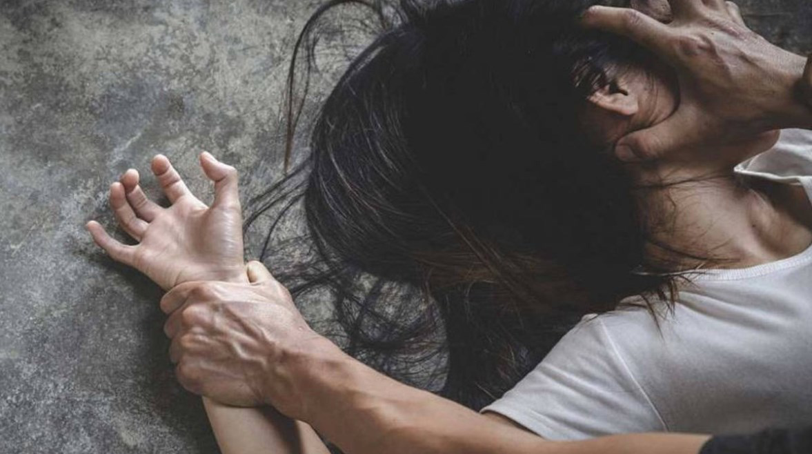 بعد احتجازها 3 أيام.. شاب ينهي حياة زوجته ضربًا داخل شقتهما في المرج