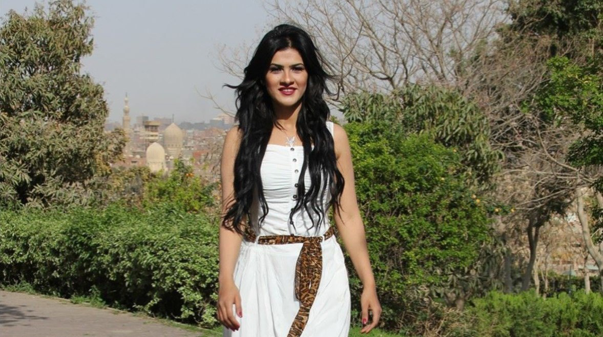 حبس الفنانة ياسمينا المصري شهرًا وتغريمها 15 ألف جنيه في قضية سب وقذف أشرف زكي