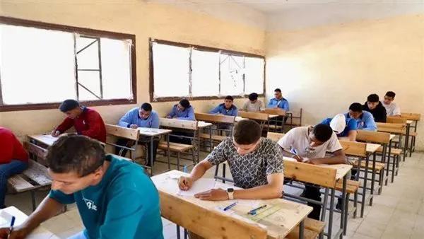 وزارة التربية والتعليم تحدد آخر موعد لتسجيل استمارات الدبلومات الفنية 2026