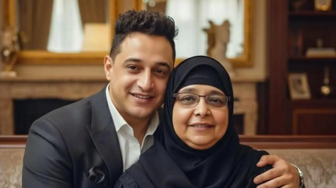 نجوم الفن يواسون رضا البحراوي في عزاء والدته بالغربية