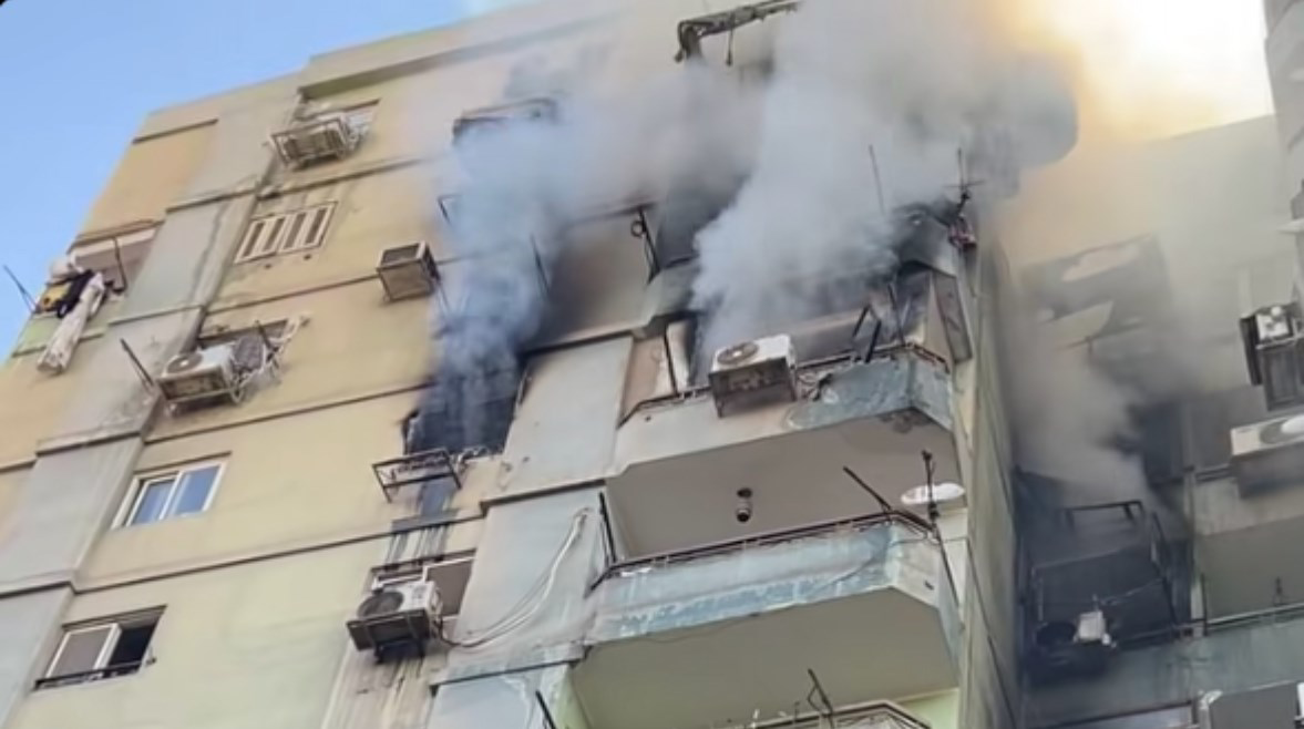 مصرع شخص في حريق شقة سكنية بالعمرانية.. والمعمل الجنائي يفحص أسباب الواقعة
