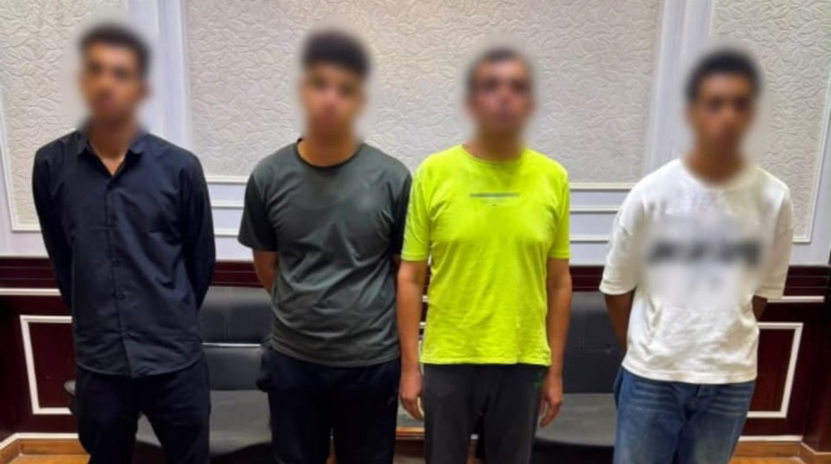 ضبط تشكيل عصابي يروج لسماعات الغش الإلكتروني عبر مواقع التواصل في سوهاج