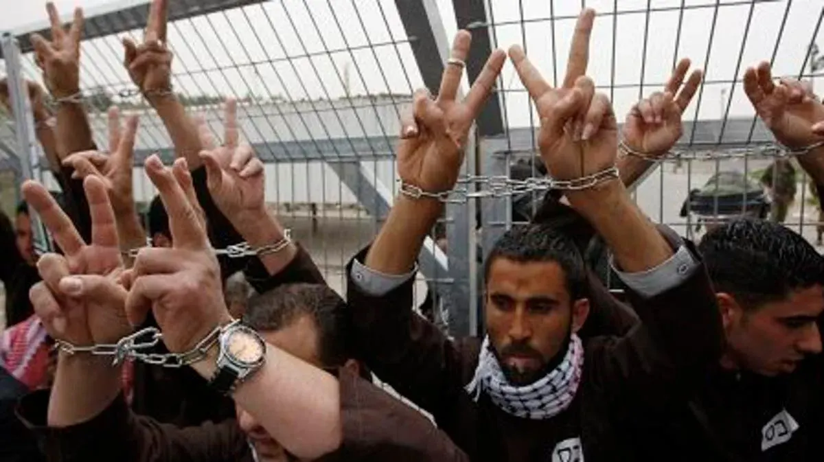 حرب إسرائيل على الأسرى الفلسطينيين تطال المحامين
