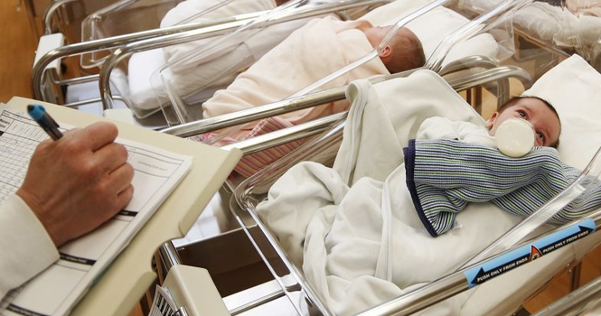 تراجع عدد المواليد في أمريكا لأدنى مستوياته في أكثر من 40 عامًا