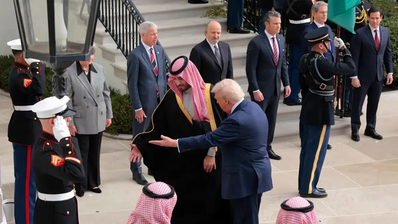 ولي العهد السعودي يتعهد بزيادة الاستثمارات في أميركا إلى تريليون دولار |  إرم بزنس