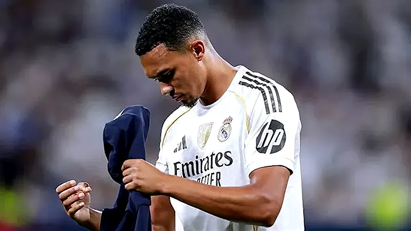 عودة مرتقبة لـ ترينت ألكسندر-أرنولد إلى تدريبات ريال مدريد بعد التعافي من الإصابة