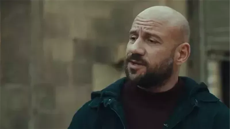 مي كمال الدين تكشف أسرارًا صادمة عن طلاقها من أحمد مكي