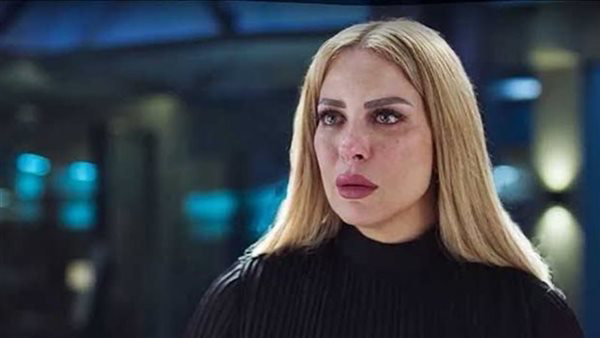 ريم مصطفى تستقبل عزاء والدتها غدًا بمسجد المشير طنطاوي وسط حالة من الحزن والمواساة