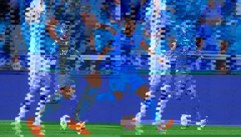  الهلال السعودي بنفرد  بصدارة الدوري السعودي للمحترفين لأول مرة هذا الموسم بعد الفوز على ضمك وسقوط النص