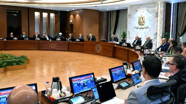 مجلس الوزراء يوافق على استمرار العمل بنظام “العمل عن بُعد” يوم الأحد خلال يونيو 2026